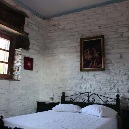 Adonis Holiday home *